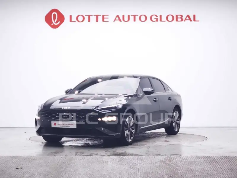 2022 KIA K8
