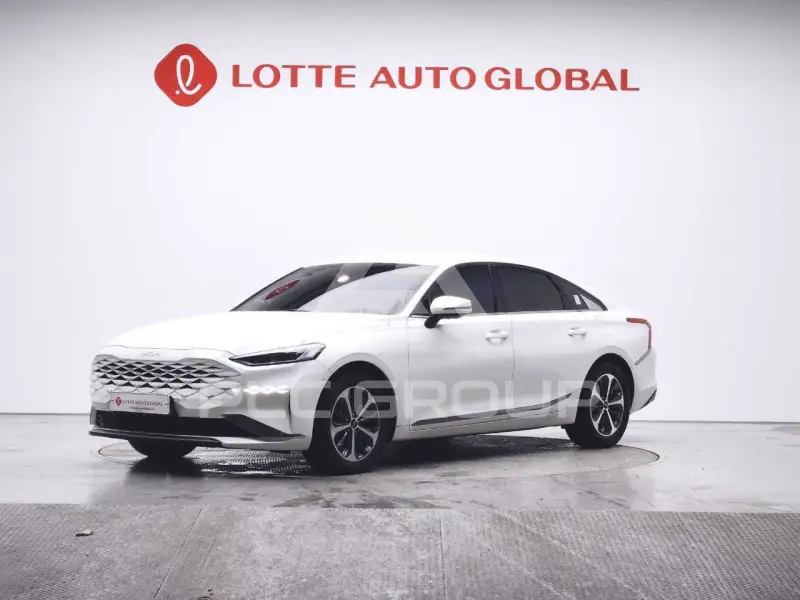 2022 KIA K8