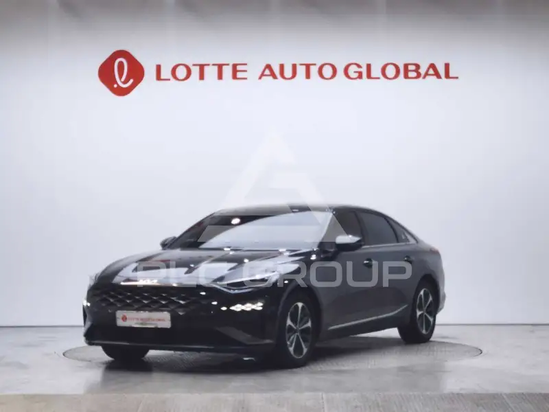 2022 KIA K8