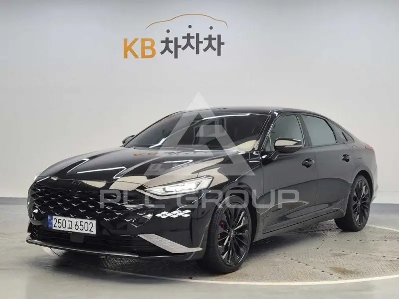 2022 KIA K8