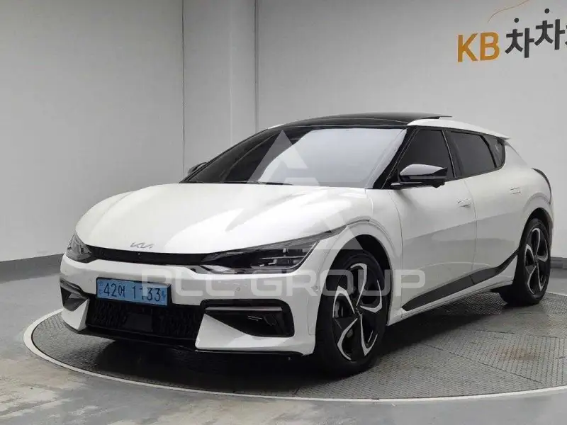 2023 KIA EV