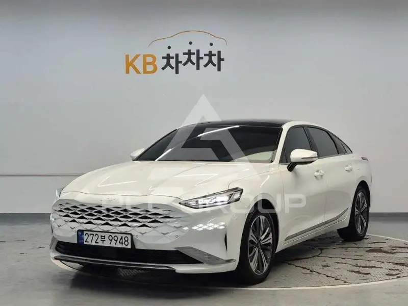 2023 KIA K8