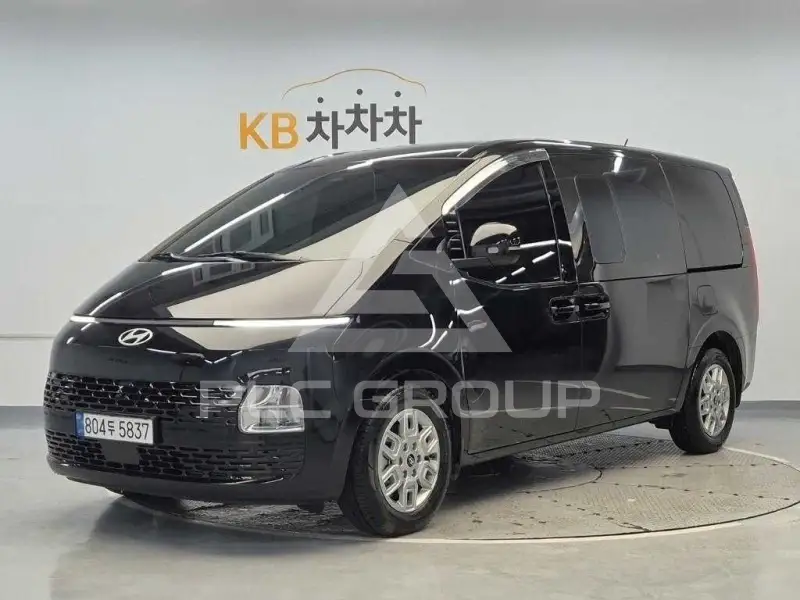 2025 Hyundai Staria