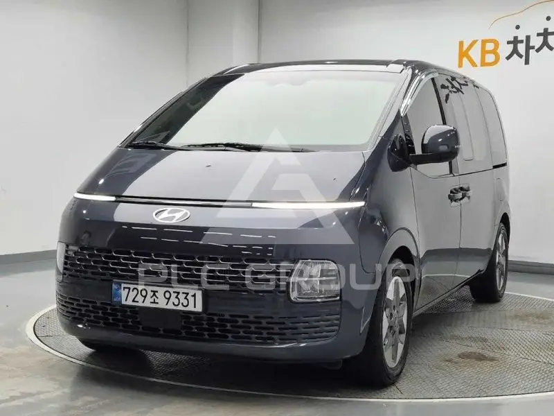 2025 Hyundai Staria