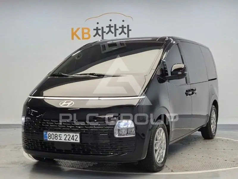 2025 Hyundai Staria