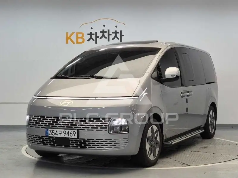 2025 Hyundai Staria