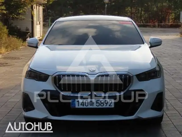 2025 BMW 5 Series