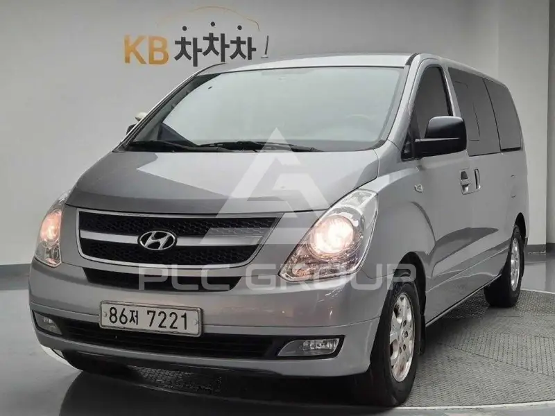 2012 Hyundai Starex