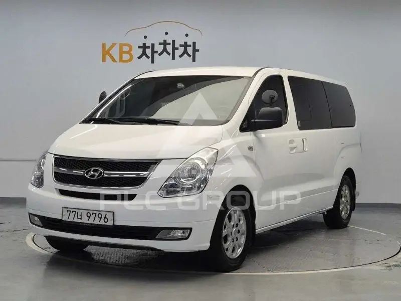 2012 Hyundai Starex