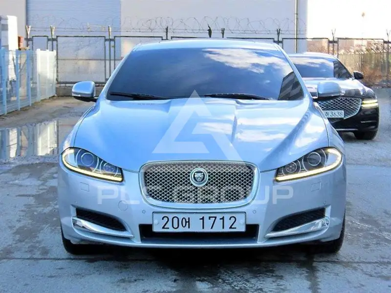 2013 Jaguar XF