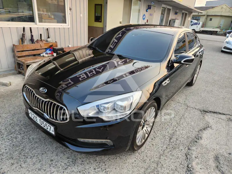 2013 KIA K9