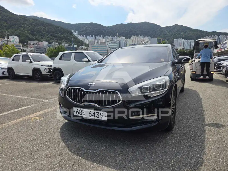 2013 KIA K9