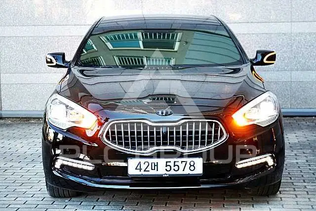 2013 KIA K9