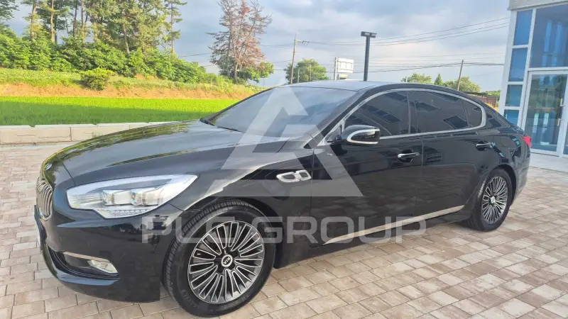 2013 KIA K9
