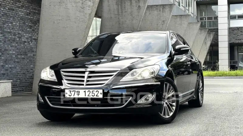 2013 Hyundai Genesis