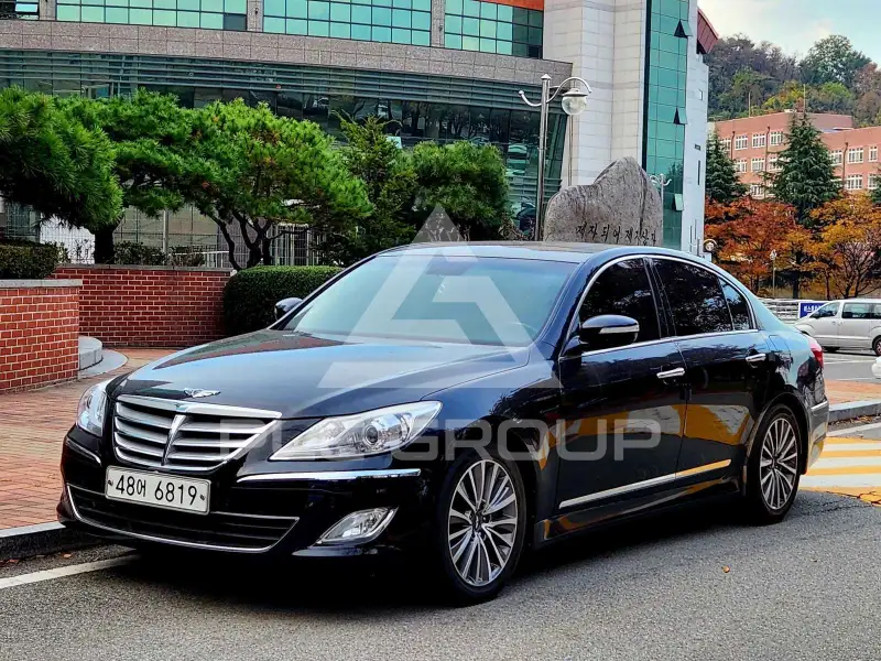2013 Hyundai Genesis