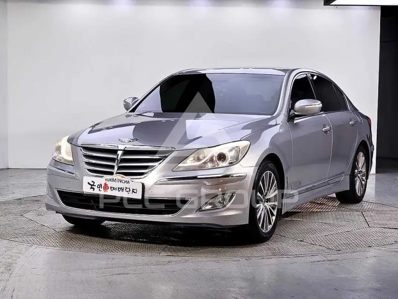 2013 Hyundai Genesis