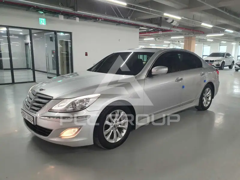 2013 Hyundai Genesis