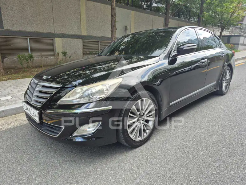 2013 Hyundai Genesis