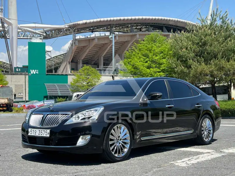 2013 Hyundai Equus