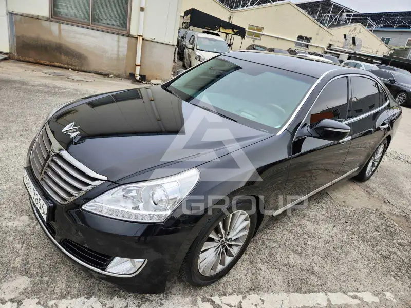 2013 Hyundai Equus
