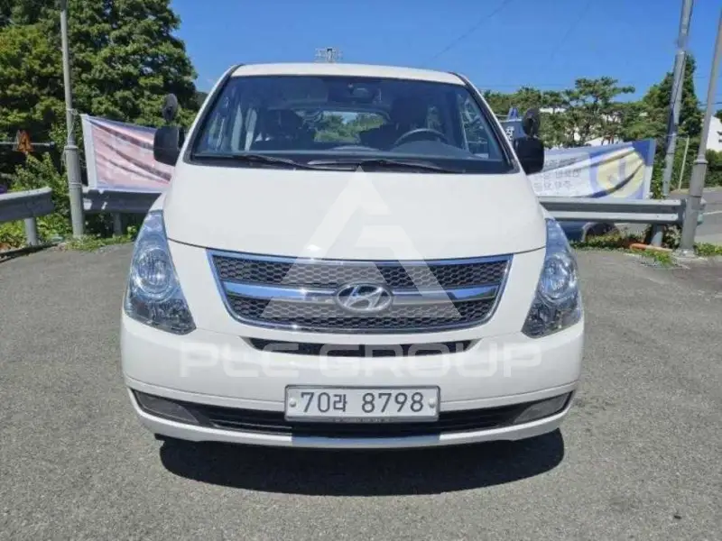 2013 Hyundai Starex