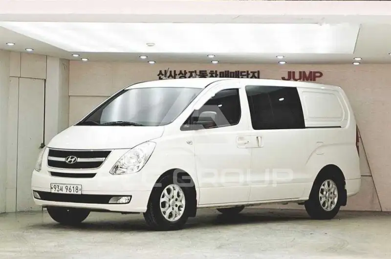 2013 Hyundai Starex