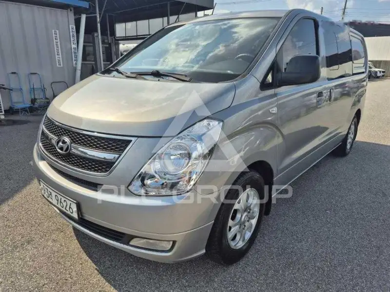2013 Hyundai Starex