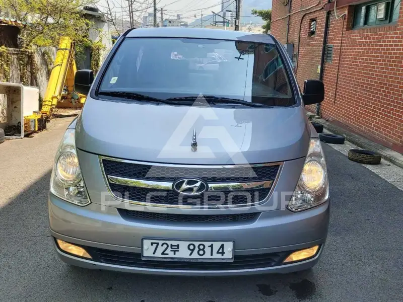 2013 Hyundai Starex