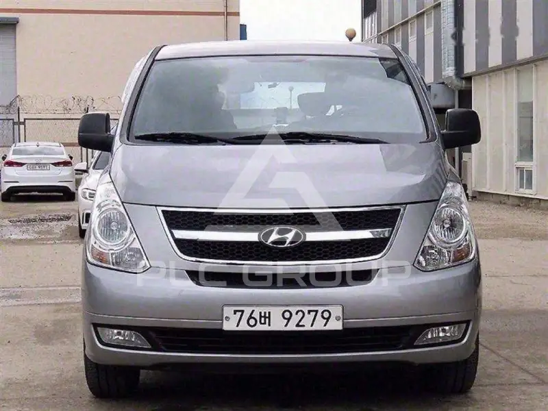 2013 Hyundai Starex