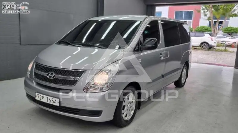 2013 Hyundai Starex