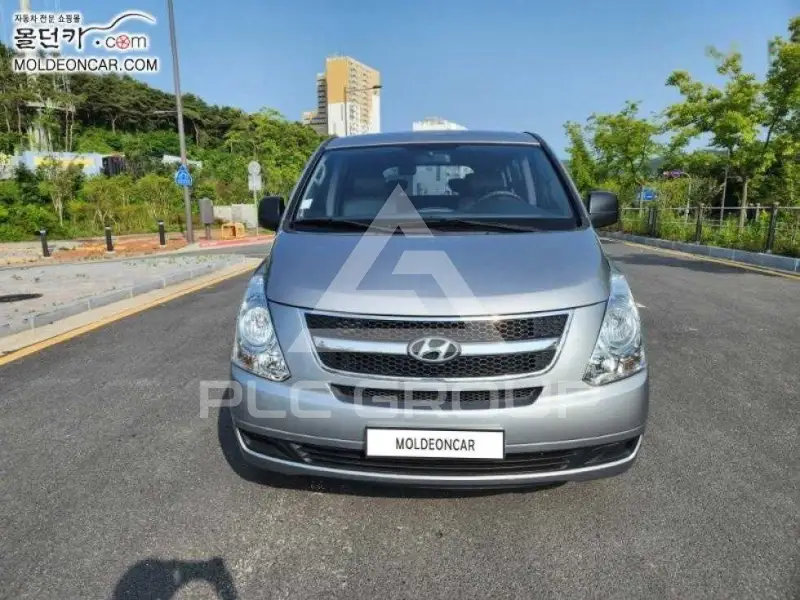 2013 Hyundai Starex