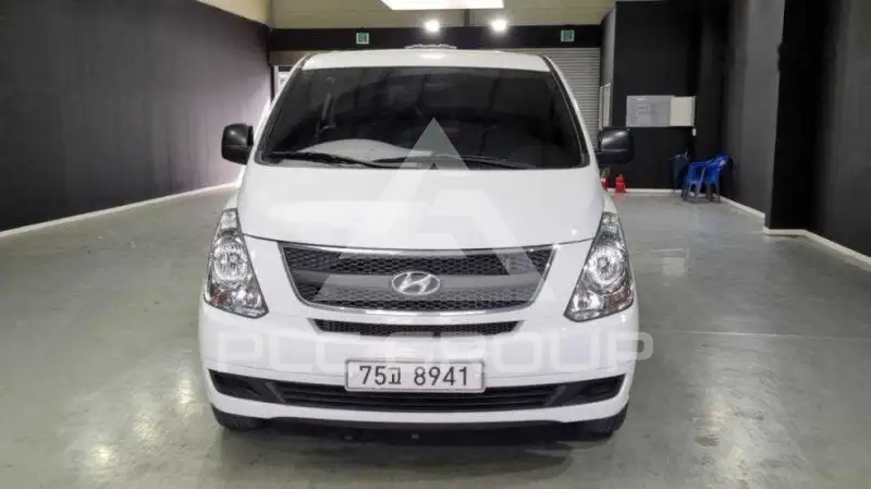 2013 Hyundai Starex