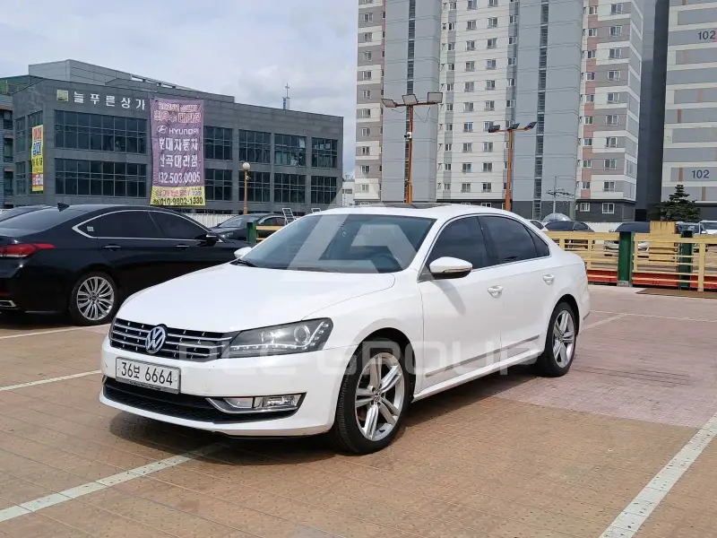 2013 Volkswagen PASSAT