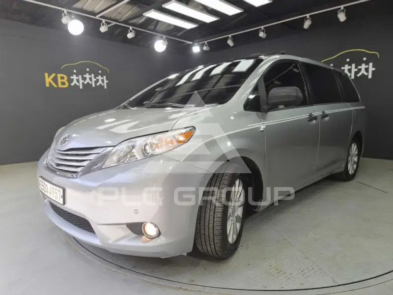 2014 Toyota SIENNA