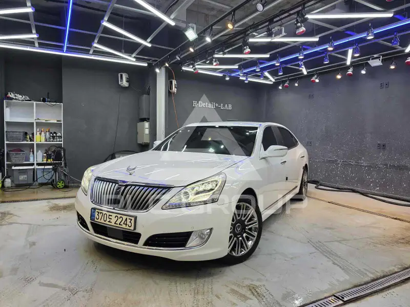 2014 Hyundai Equus