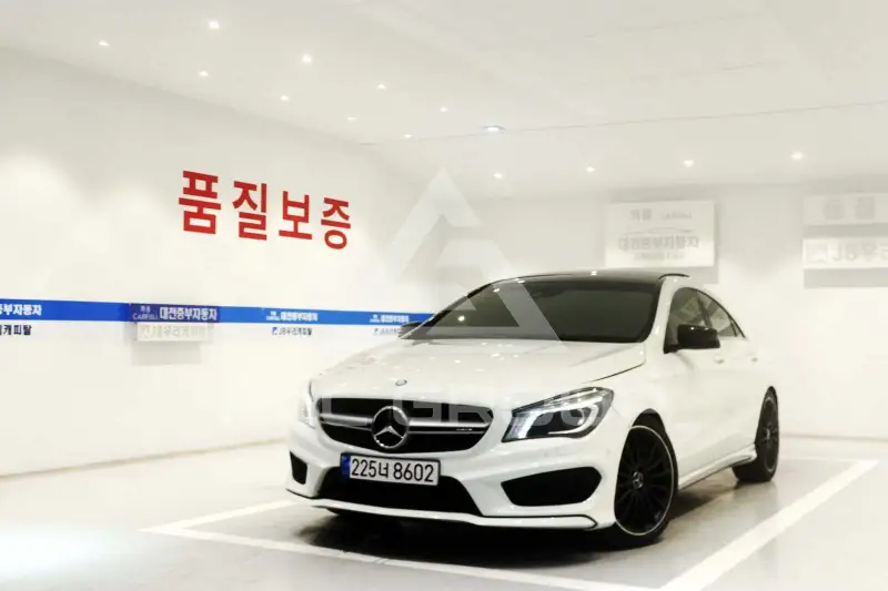 2015 Mercedes Benz CLA