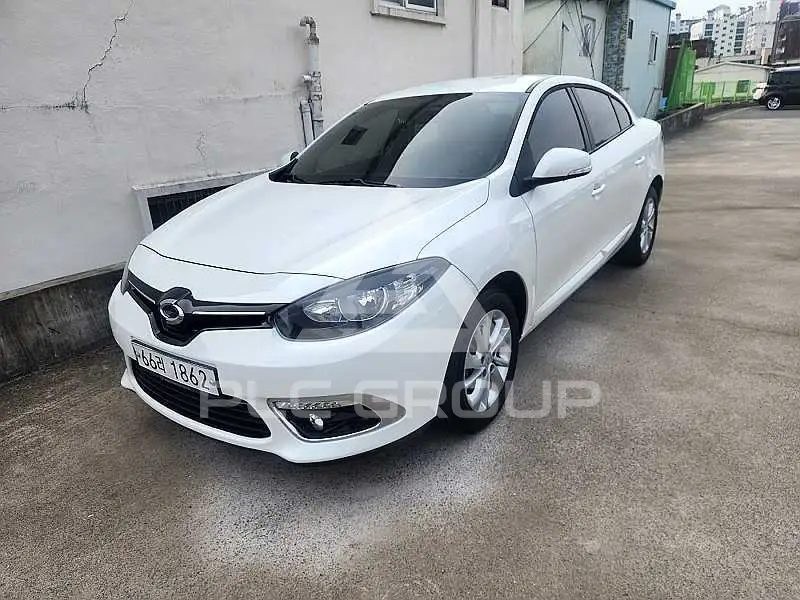 2015 Renault SM3