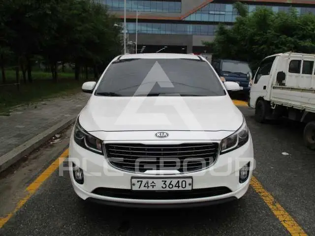2015 KIA Carnival