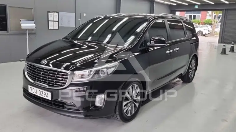 2015 KIA Carnival