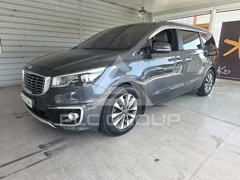 2015 KIA Carnival