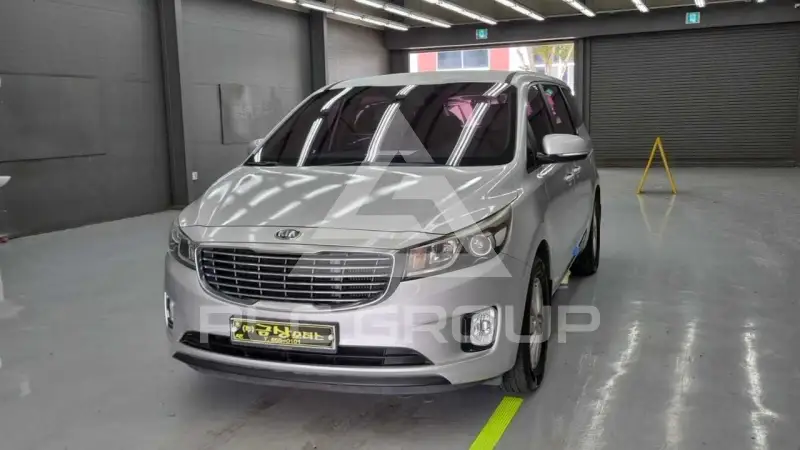 2015 KIA Carnival