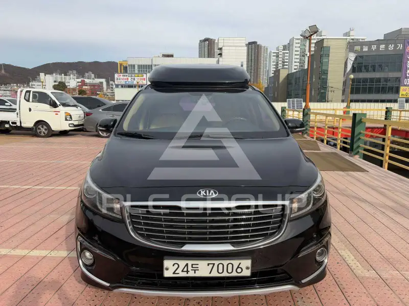 2015 KIA Carnival