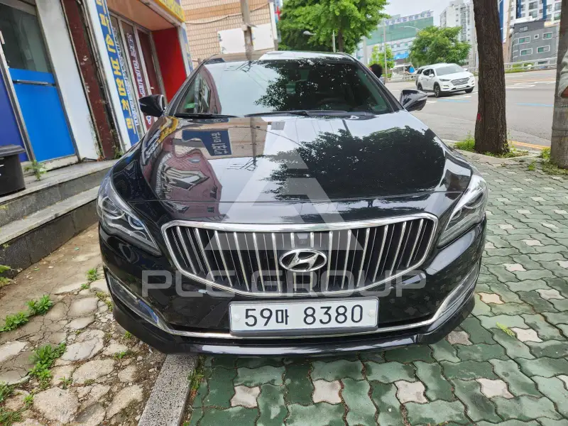 2015 Hyundai Aslan