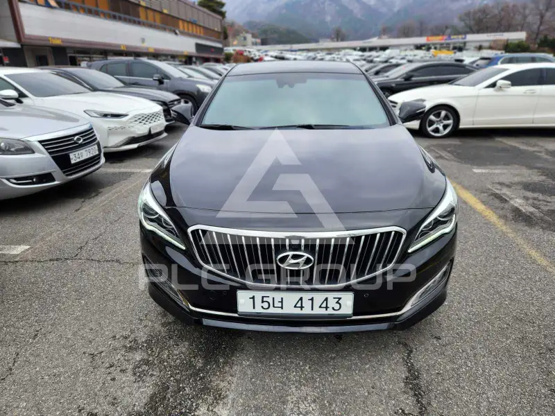 2015 Hyundai Aslan