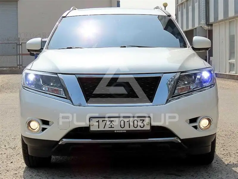 2016 Nissan PATHFINDER