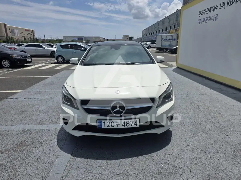 2016 Mercedes Benz CLA