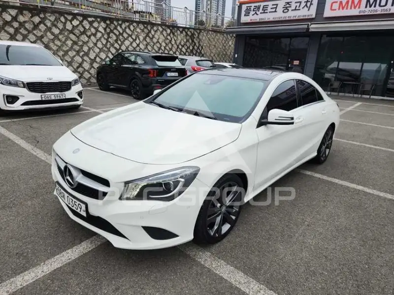2016 Mercedes Benz CLA