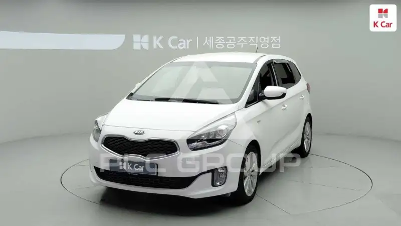 2016 KIA Carens