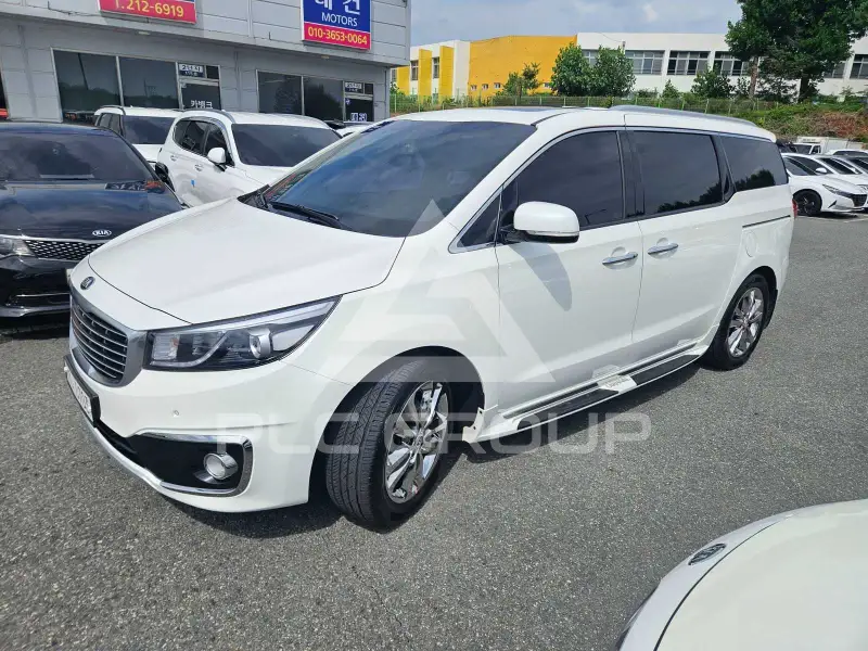 2016 KIA Carnival